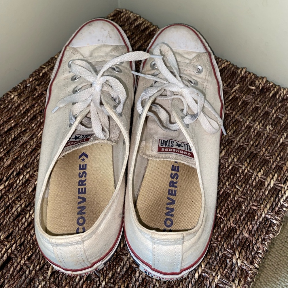 Converse - Picture 3 of 5
